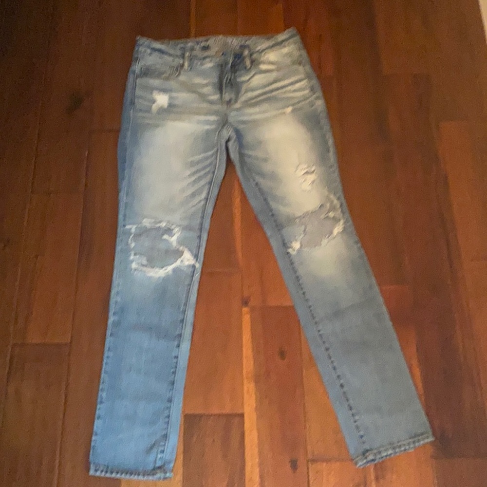 American Eagle MOM Jeans